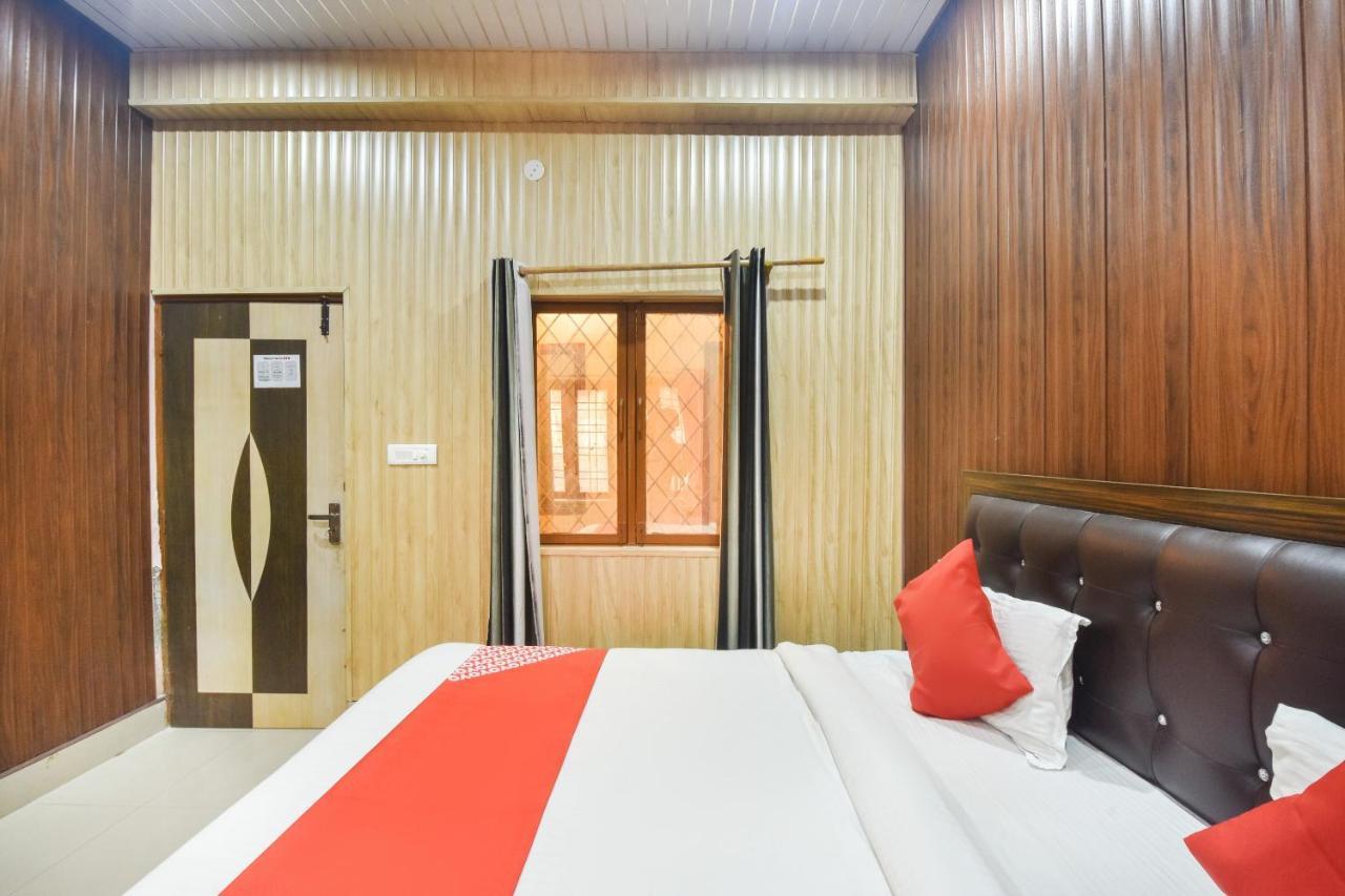 Oyo Flagship Yuvraj Inn Rājpur Eksteriør bilde